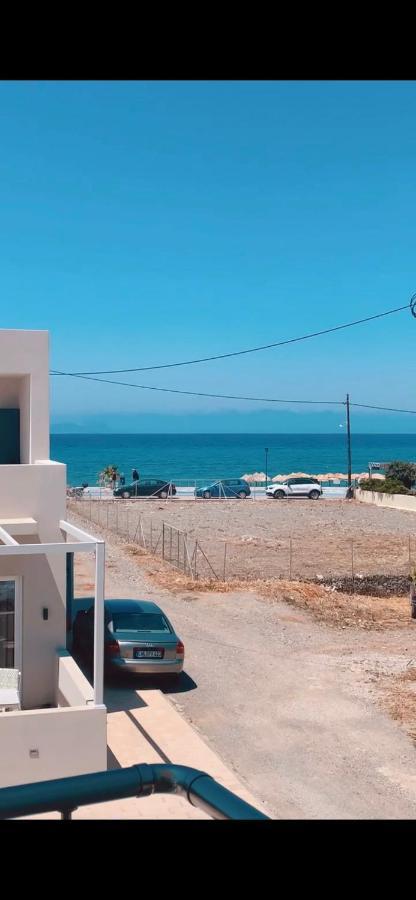 Dione Villa Kokkinos Pirgos Exterior photo